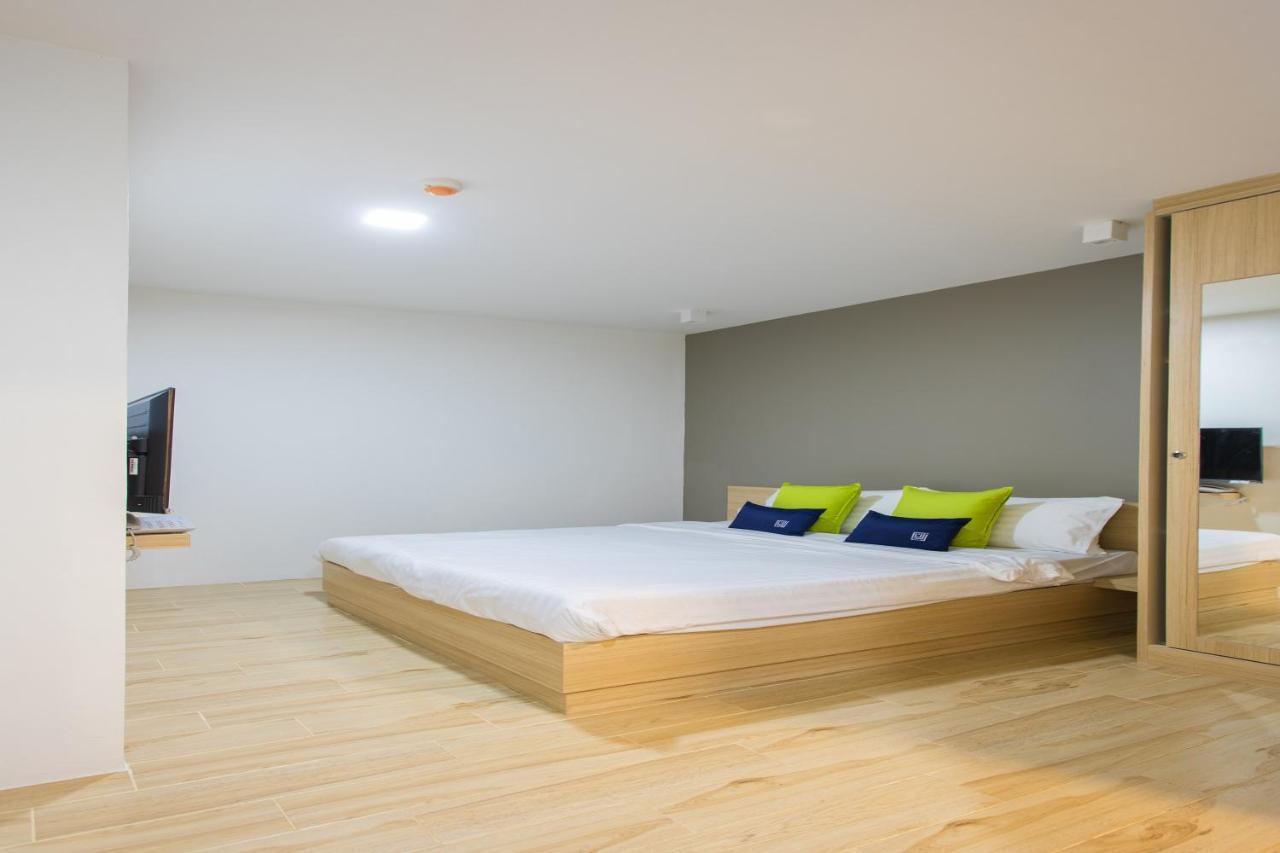 Zayn Express & Suites Bangkok Dış mekan fotoğraf