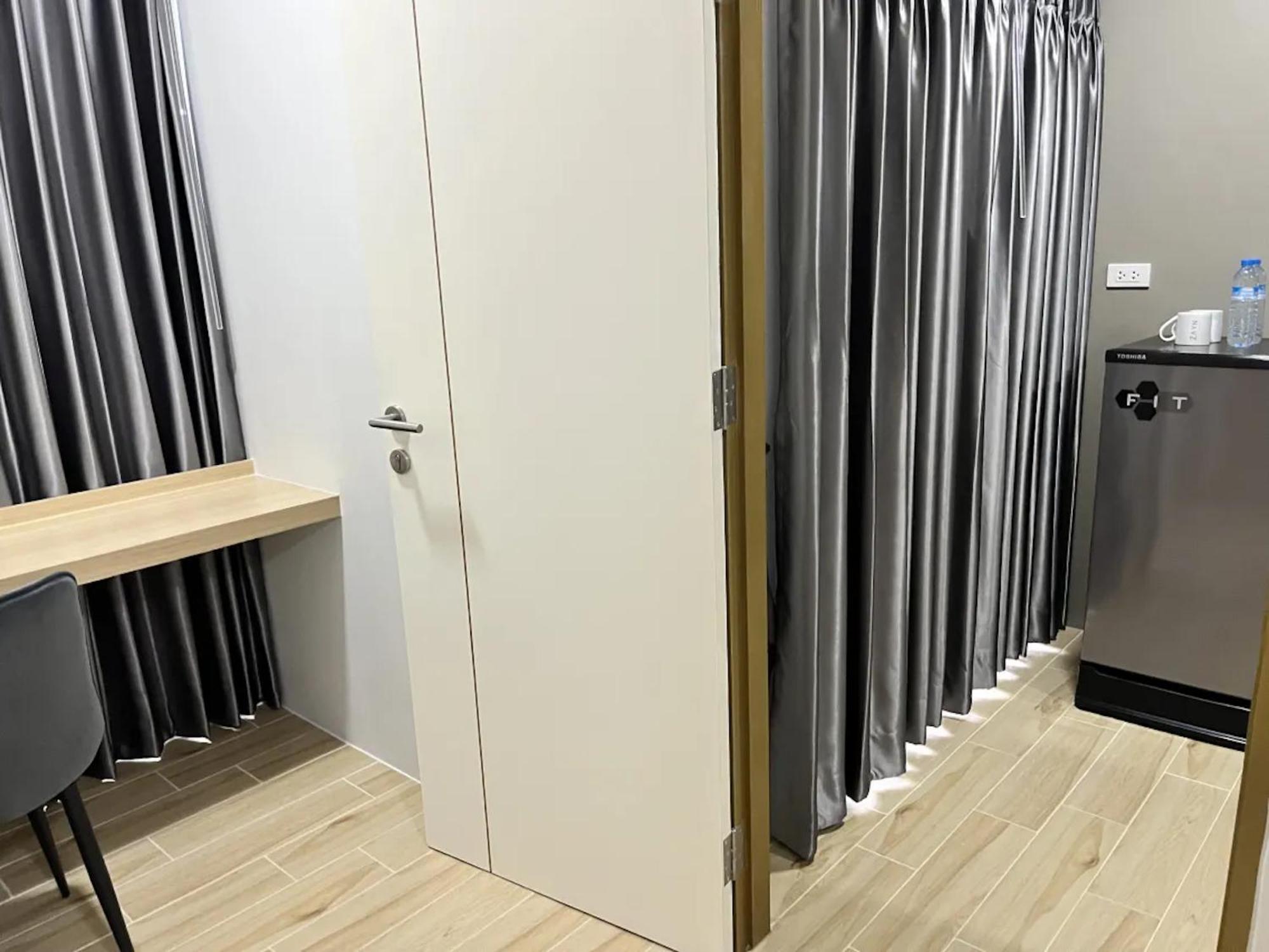 Zayn Express & Suites Bangkok Dış mekan fotoğraf